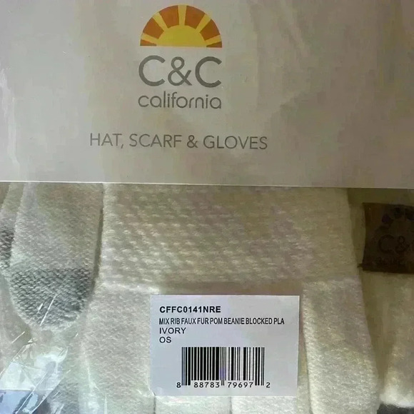 C & C California Mix Rib Beanie,Touch Sensitive Gloves,Scarf Set-Ivory Multi NWT - Picture 3 of 3